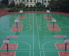 建一个硅pu篮球场要多少钱？硅pu运动场价格_一个室外标准篮球场造价